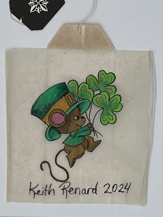 Irish Mouse with bouquet
