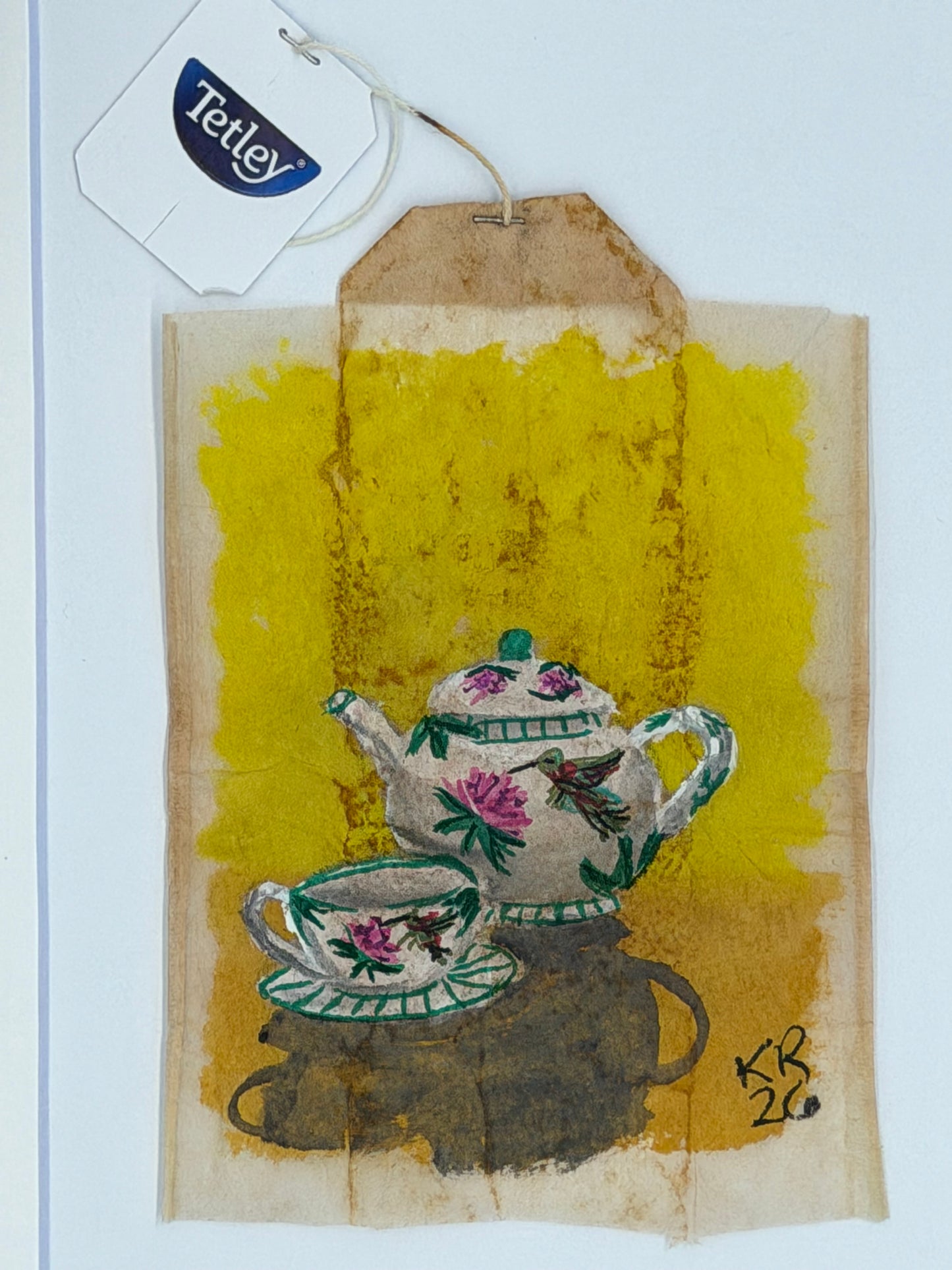 Teapot and cup Humming bird